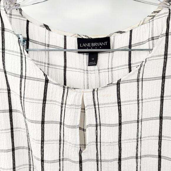 Lane Bryant Off-White and Black Grid Print Keyhole Neck Textured Tank Women’s 14 - Picture 3 of 6